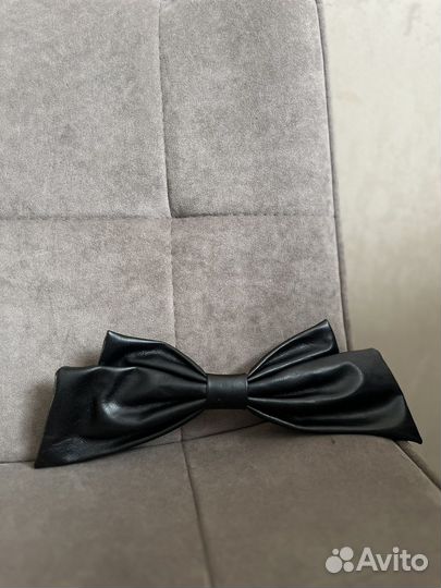 Заколка бант из экокожи