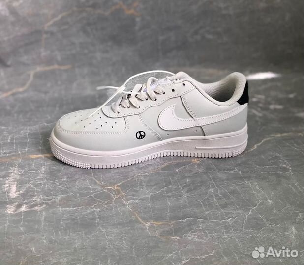 Кроссовки nike air force 1 серые