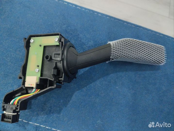 Подрулевой переключатель поворотников octavia a5