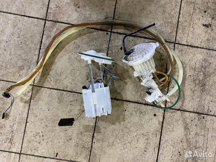 Топливный насос Challenger, Charger 15-22 6.4