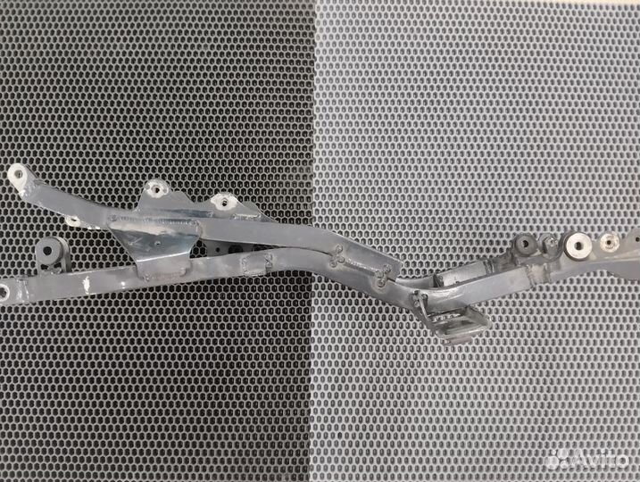 Kawasaki zx7r, zx7, ZX750P Подрамник