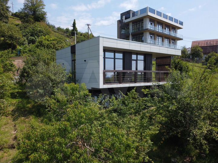 Дом 80 м² на участке 8 сот.