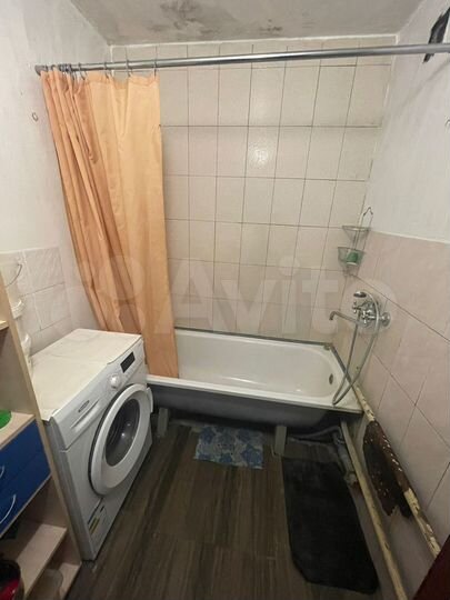 Комната 13 м² в 5-к., 1/12 эт.