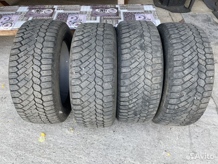 Continental Conti4x4IceContact 235/55 R17