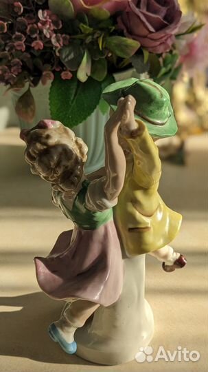 Статуэтка фарфор германия танцующие дети