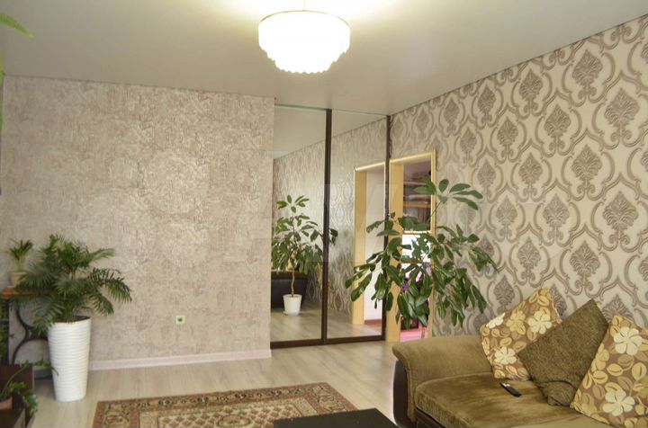 2-к. квартира, 64 м², 10/10 эт.