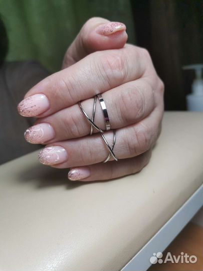 Наращивание ногтей на дому