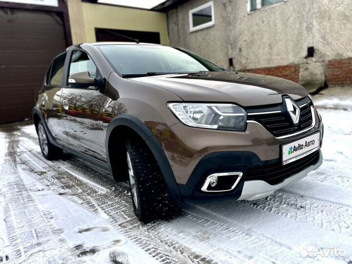 Renault Logan Stepway 1.6 МТ, 2020, 118 000 км