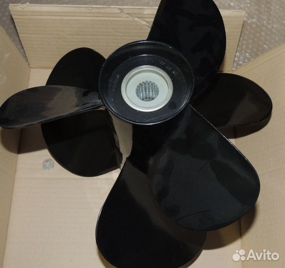 Винт гребной В-7 volvo penta 854820