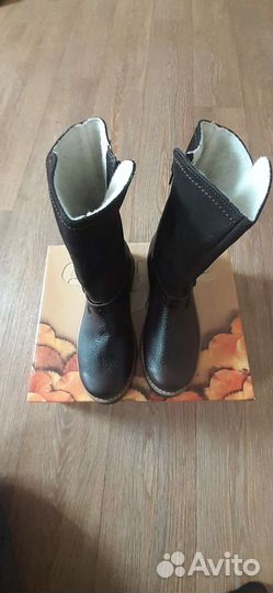Ботинки женские 39 размер
