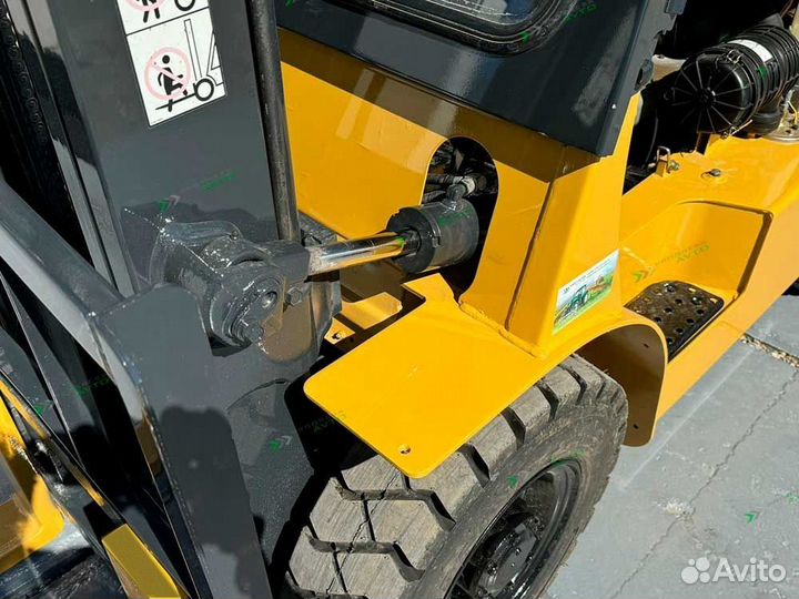 Вилочный погрузчик Mitsubishi FG25D, 2012