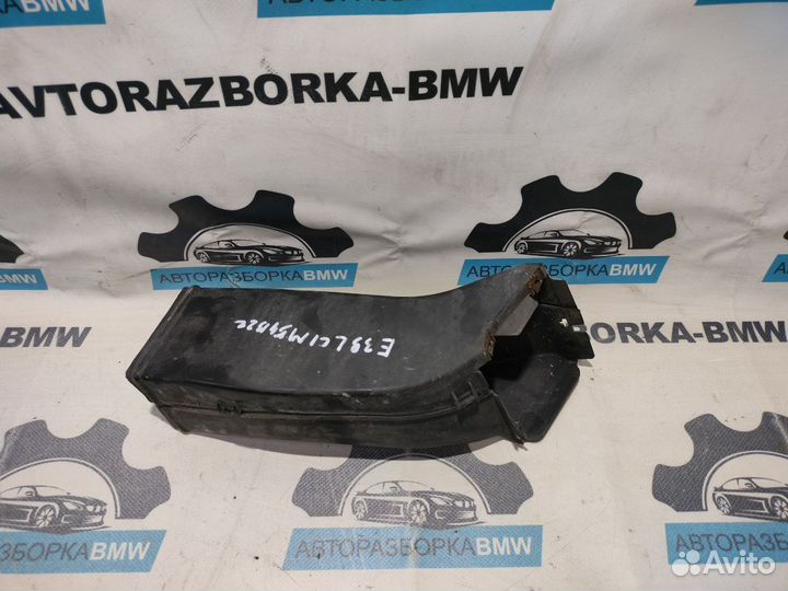 Воздуховод тормозов правый BMW 5-серия E39 LCI