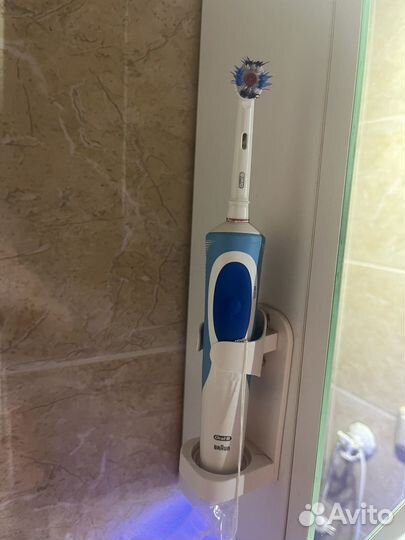 Зубная щетка oral b