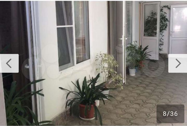 Дом 331 м² на участке 3,3 сот.