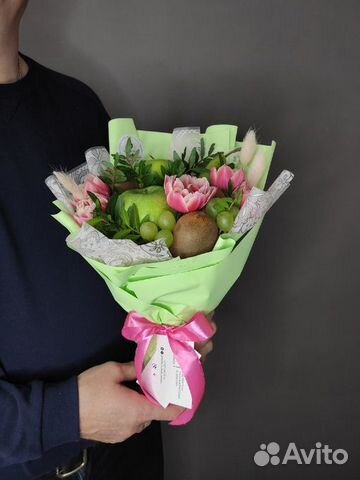 Съедобный букет женский. Фруктовый подарок
