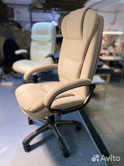 Компьютерное кресло