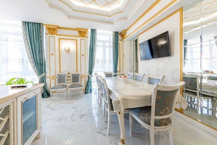 4-к. квартира, 230 м², 10/14 эт.