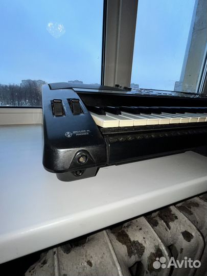 Синтезатор Yamaha psr 740