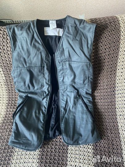 Желетка серая