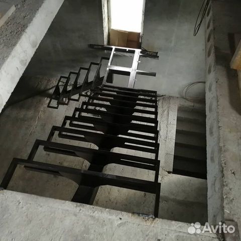 Лестница из металла