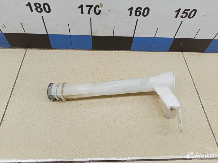 Горловина бачка омывателя Juke (F15) 2011