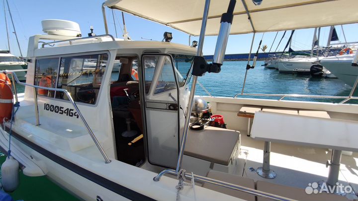 Аренда яхты Персей, рыбалка, гриль