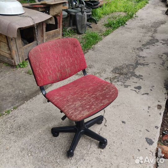 Компьютерное кресло