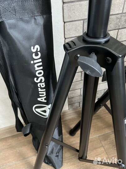 Стойки для акустики