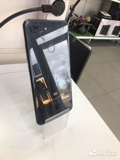 Xiaomi Mi A1 Android One, 4/64 ГБ
