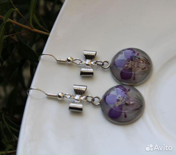 Сережки из эпоксидной смолы