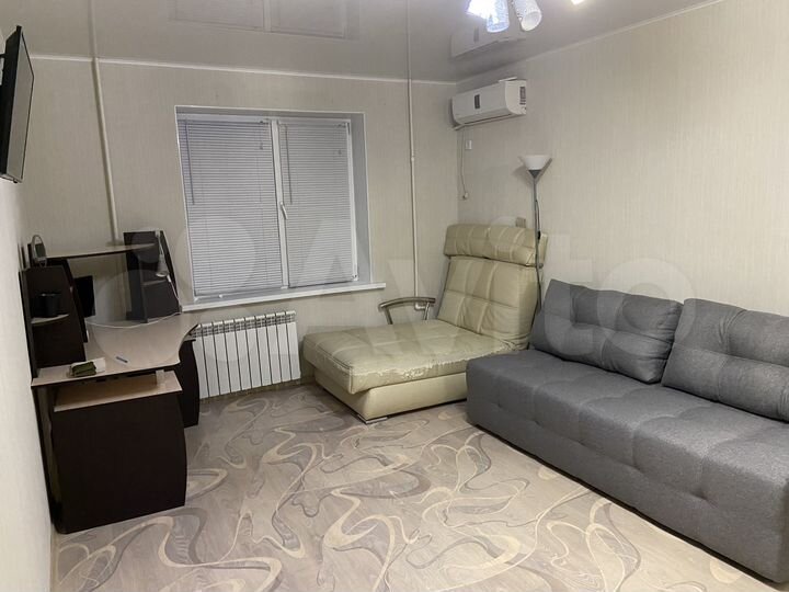 2-к. квартира, 58 м², 6/10 эт.