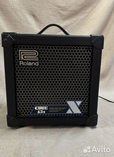 Гитарный комбоусилитель Roland cube 15x
