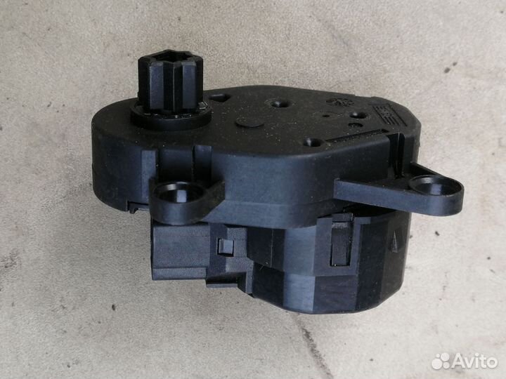 Моторчик заслонки отопителя для Citroen Xsara