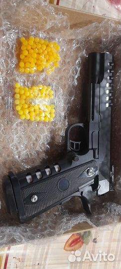 Пистолет игрушечный воздушный с пульками