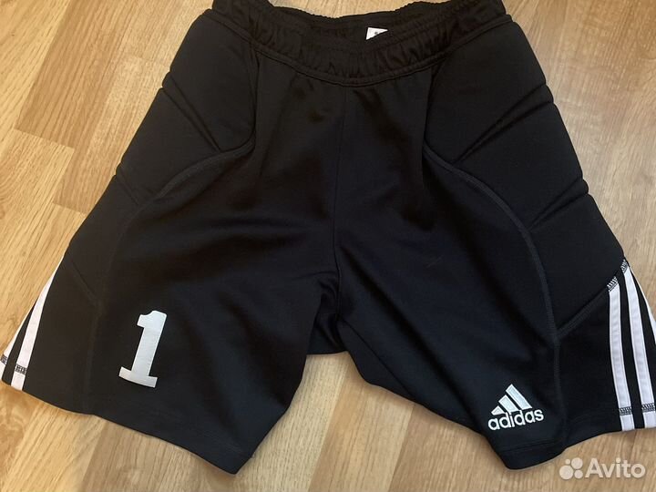 Вратарские шорты adidas
