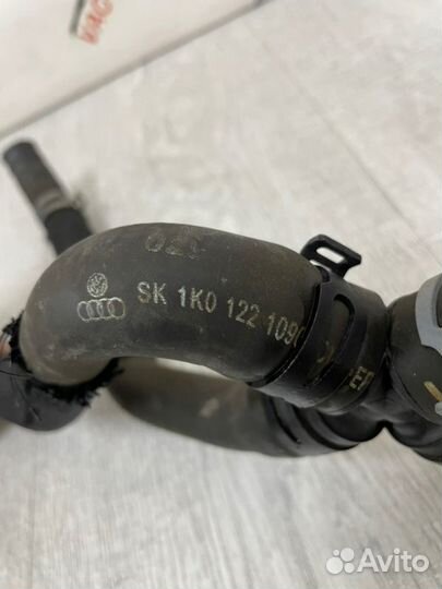 Шланг системы охлаждения Skoda Yeti 1.2 2013