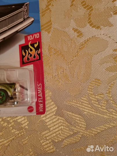 Hot wheels машинки