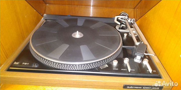 Проигрыватель винила dual cs 721