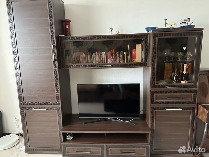 Стенка в гостиную