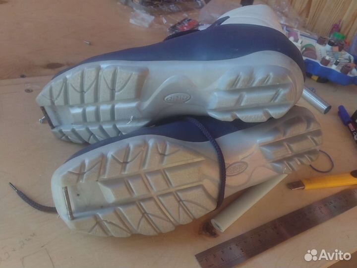 Лыжные ботинки 43 р