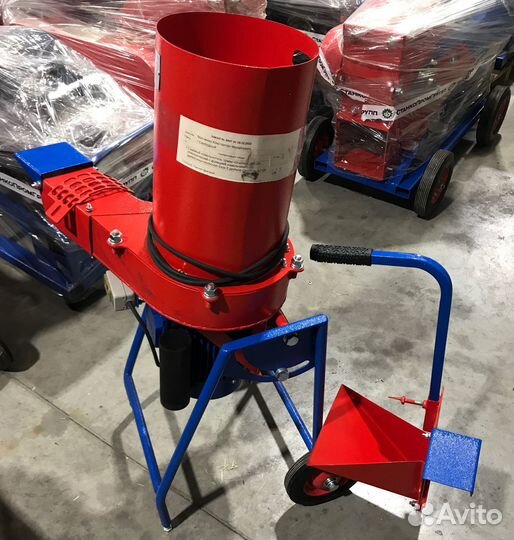 Измельчитель травы и веток 2в1 утр-1289