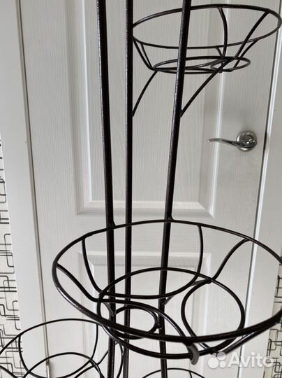 Стойка металлическая для цветов