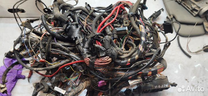 Проводка, фишки,реле Renault Logan I