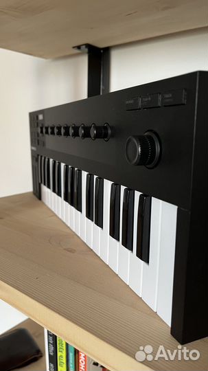 Native Instruments Komplete Kontrol M32