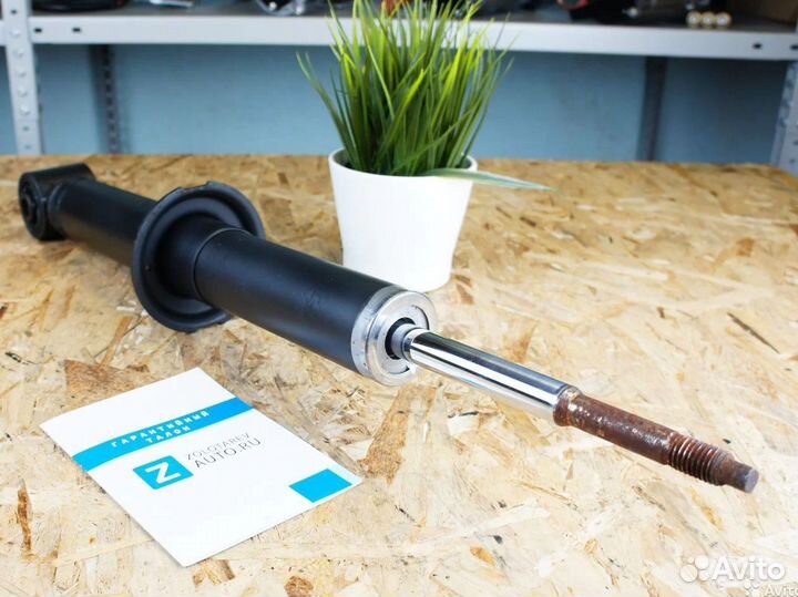 Амортизатор передний Land Rover Sport L320 без VDS