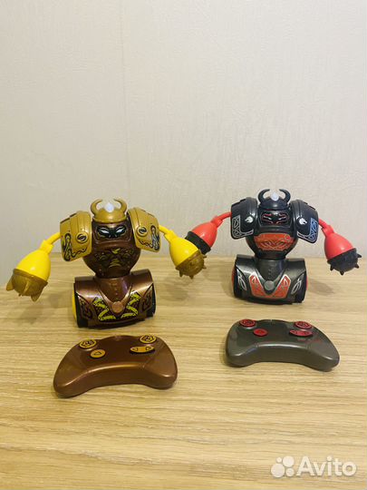 Робот silverlit робокомбат викинги