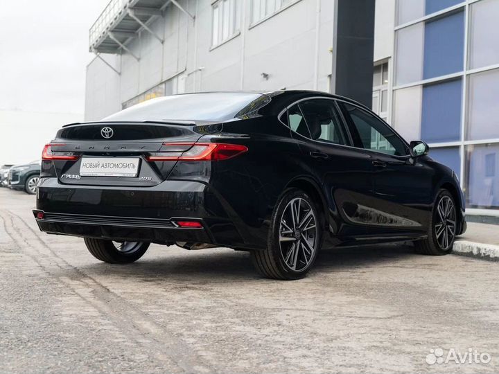 Toyota Camry 2.0 CVT, 2024