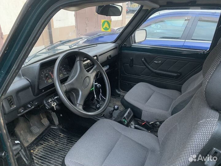 LADA 4x4 (Нива) 1.7 МТ, 2011, 80 000 км