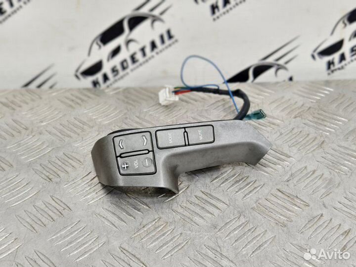 Кнопки на руль Hyundai Grand Starex/H1 2.5 D4CB