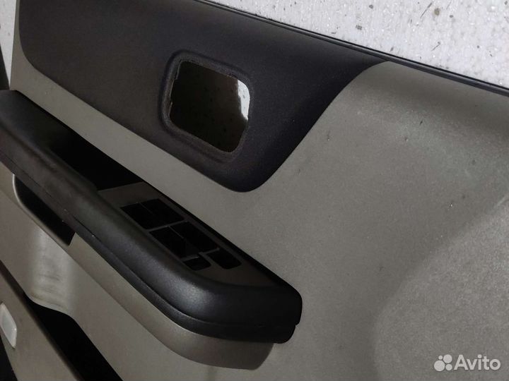 Обшивка передняя левая X-Trail t30 лев.руль